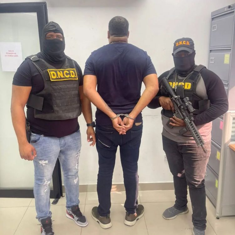 Capturan hombre buscado por decomiso de 263 paquetes de cocaína en Barahona