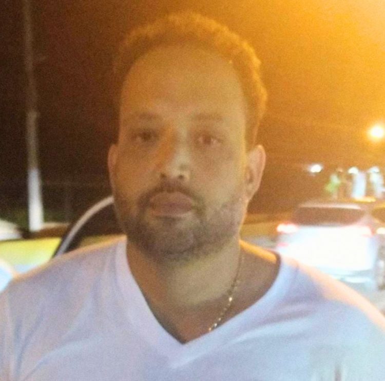 Abogado recusa al juez tras arresto en Colombia del líder de la Red Falcón