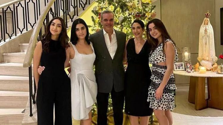 Presidente Abinader pasará varios días en Estados Unidos junto a su familia