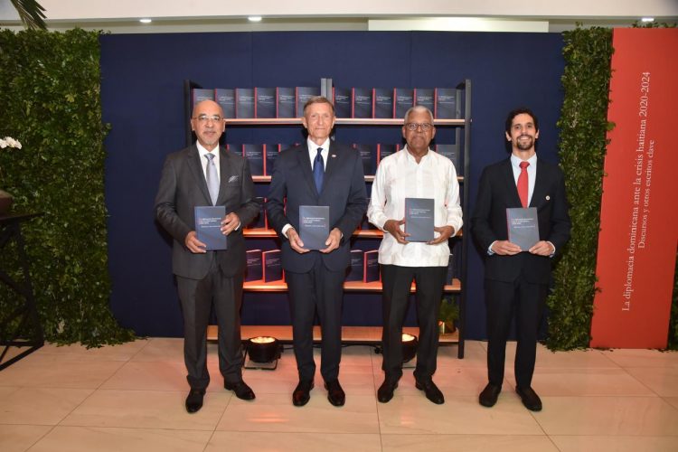 Mirex publica libro sobre la diplomacia dominicana frente a la crisis en Haití