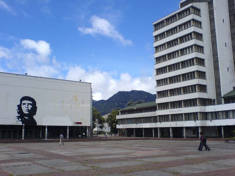 Denuncian abuso sexual en fiesta clandestina en la Universidad Nacional de Bogotá: hay un detenido