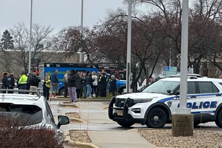Una adolescente de 15 años fue identificada como la autora del tiroteo en escuela de Wisconsin