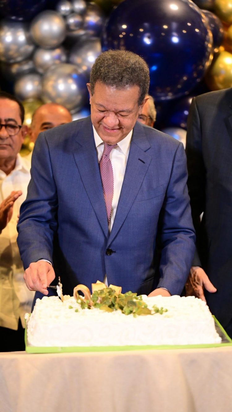 Leonel durante la celebración de su cumpleaños: “Estoy en la adolescencia de la vejez”