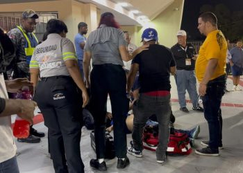 Fanática muere de un infarto durante el proceso de entrada al Estadio Quisqueya