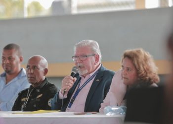 Interior y Policía recuerda que solo los negocios autorizados pueden vender fuegos artificiales