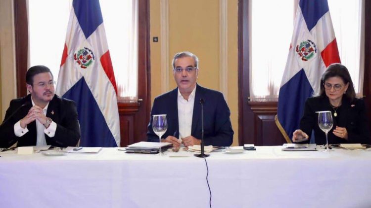 uis Abinader y Raquel Peña presentan "Meta RD 2036" ante Consejo Nacional de Competitividad