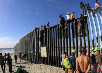 Migrantes protestan en la Frontera Norte de México por amenazas de Trump