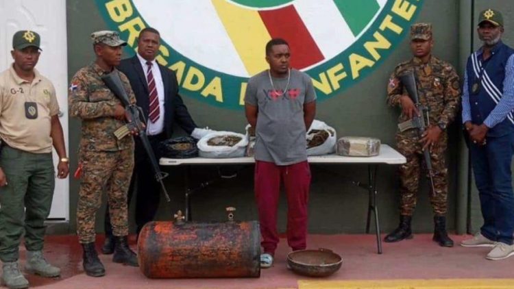 Ejército ocupa 97 libras de marihuana dentro de dos tanques de gas en San Juan