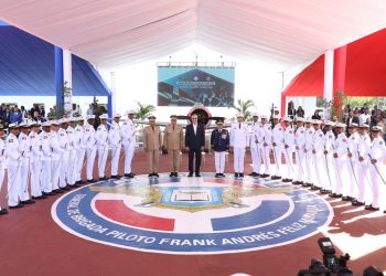 Presidente Abinader encabeza graduación de 29 cadetes de la Fuerza Aérea
