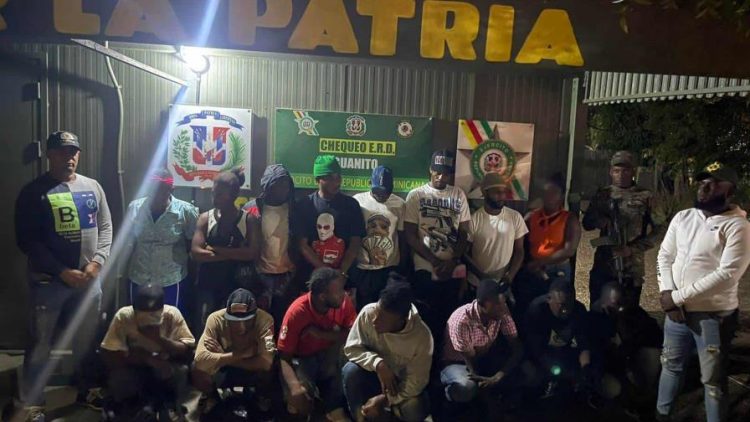 Detienen 26 haitianos indocumentados en distintos puntos del país