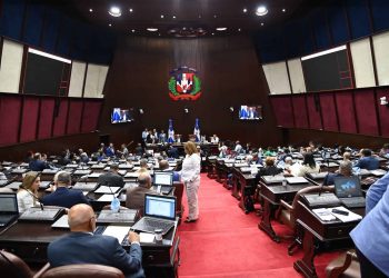 Diputados aprueban acuerdo de servicios aéreos entre Bahamas y RD