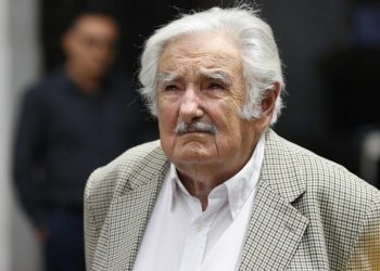 José Mujica se someterá a colocación de stent en el esófago