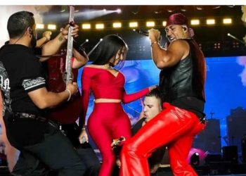 Bajista de Aventura es acusado de acoso hacia Yailin durante concierto