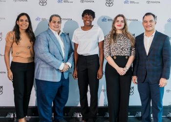 Marileidy Paulino firma con Delta Comercial