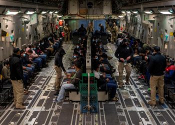 Brasil instalará un centro para atender a los deportados de EE.UU.