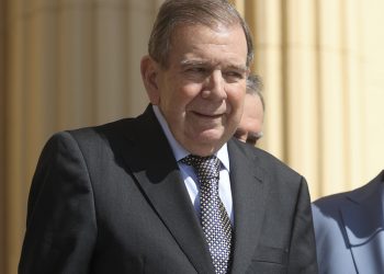 Edmundo González confirma su asistencia a la investidura de Donald Trump