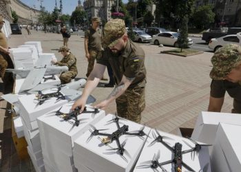 Reino Unido enviará 30,000 drones a Ucrania
