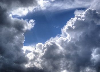 Frente frío al noroeste: Clima agradable y oleaje anormal