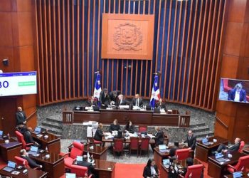 Senado aprueba Ley de fiscalización del Congreso Nacional
