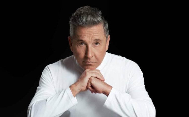 Mujer dice ser dueña de casa que compró Montaner