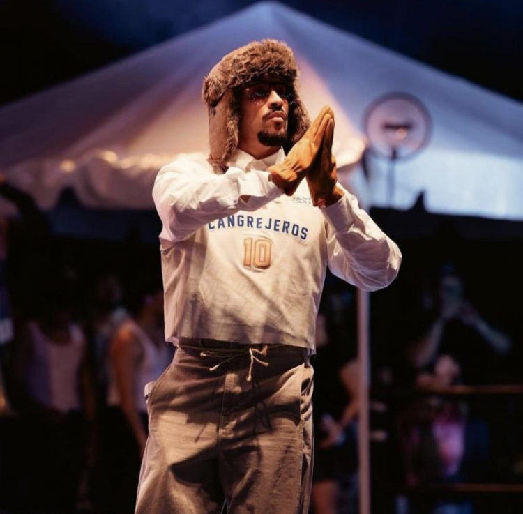 Bad Bunny domina el "Top 50" con los 11 primeros puestos de Spotify