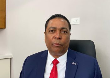 Presidente de la LMD gestionará aumento salarial para trabajadores municipales