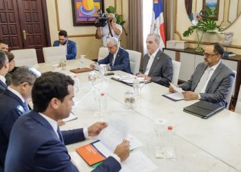 Aprueban reglamento para elegir nuevo procurador y adjuntos