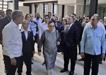 MOPC finaliza detalles del Palacio de Justicia en SDE