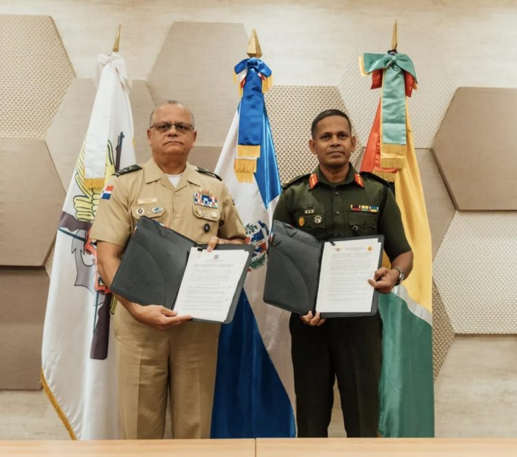 Fuerzas Armadas de RD y Guyana firman acuerdo de cooperación