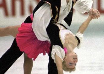 Identifican patinadores muertos en accidente aéreo