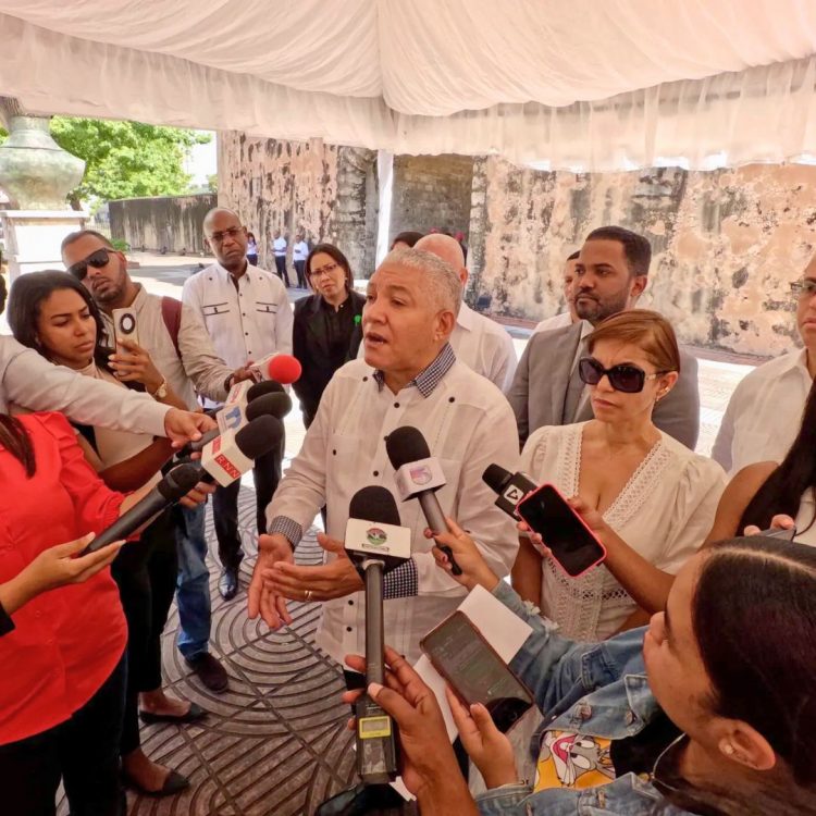 OMSA anuncia nuevas rutas alimentadoras para Teleférico y Monorriel de Santiago