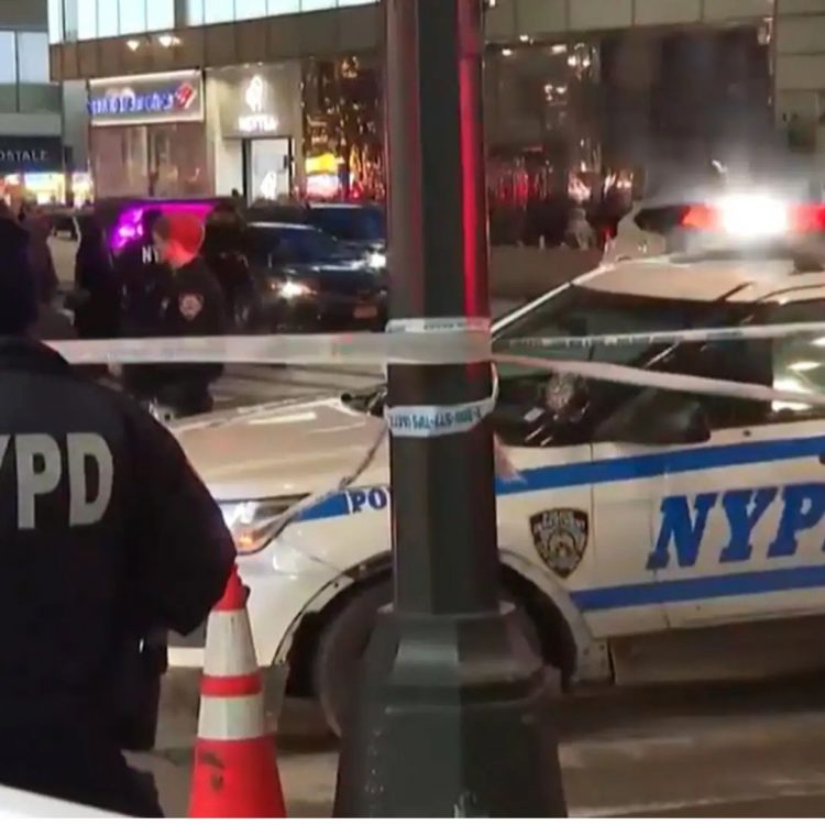 Al menos 10 heridos en un tiroteo a la salida de un club nocturno en Nueva York