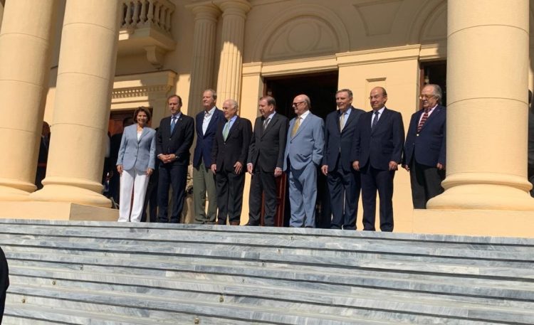 Edmundo González Urrutia llega al Palacio Nacional
