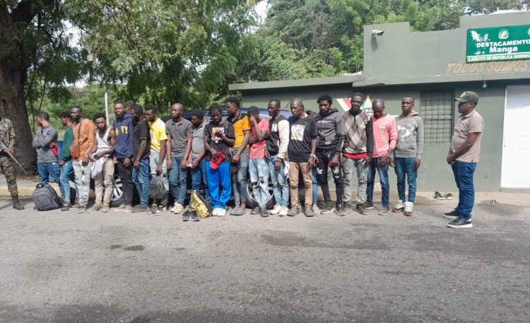 Detienen a 19 haitianos indocumentados en Montecristi