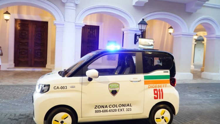 Digesett incorpora vehículo eléctrico para la seguridad vial en la Zona Colonial