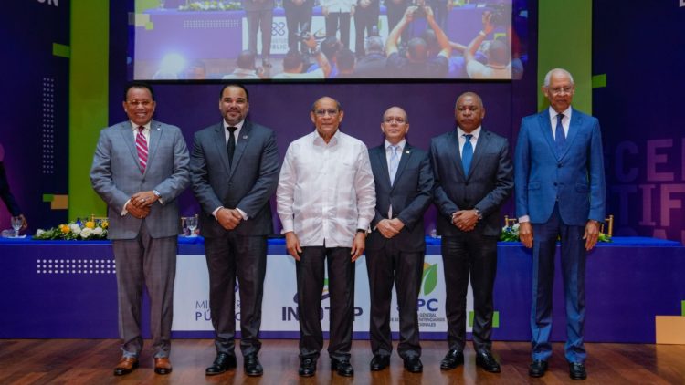 Entregan 7,246 certificados a reclusos capacitados en 474 acciones formativas