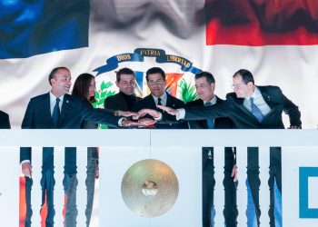 Ministerio de Turismo deslumbra con nuevo stand en Fitur 2025