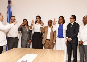 SNS nombra directores de hospitales en Valdesia y Cibao Norte