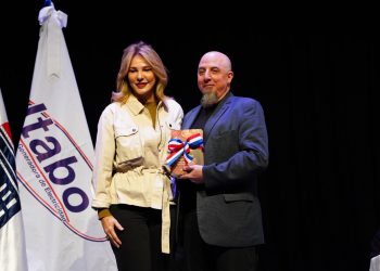 Ministerio de Cultura, Fundación AES e Itabo inauguran “Berklee en Santo Domingo 2025”