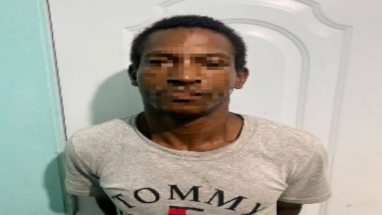 Arrestan a «El Ronny» por múltiples robos en Santiago