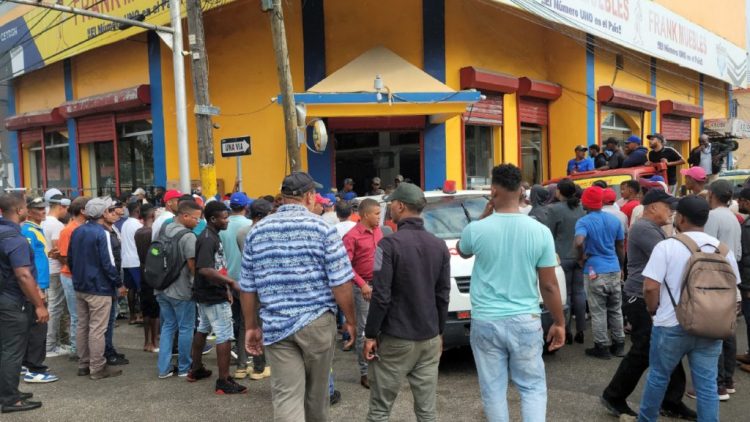 Dos muertos y un herido por electrocución en Hato Mayor