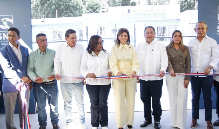 Raquel Peña inaugura proyectos para mejorar la calidad de vida en Bonao