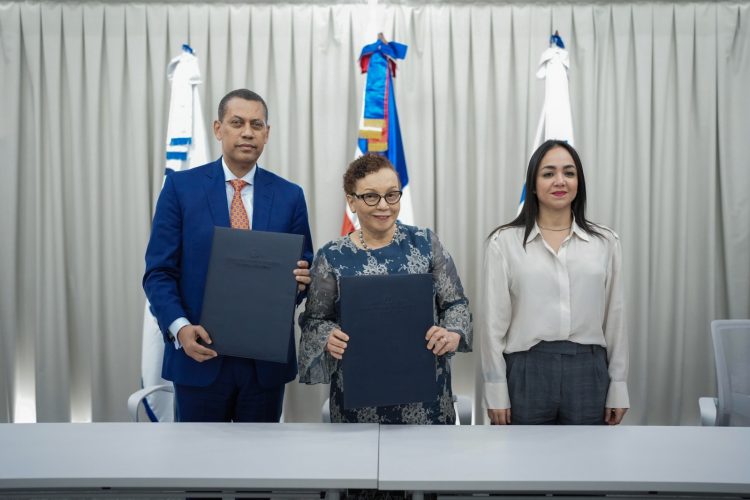 Indotel donará RD$300 millones al Ministerio Público para bloqueadores de señales