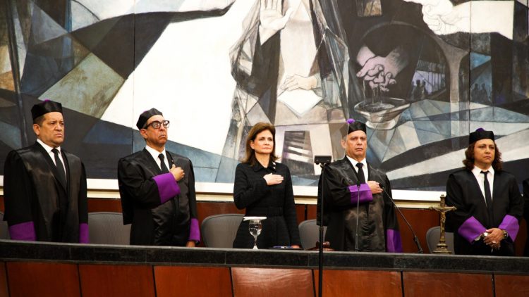 Vicepresidenta Raquel Peña participa en rendición de cuentas del Poder Judicial