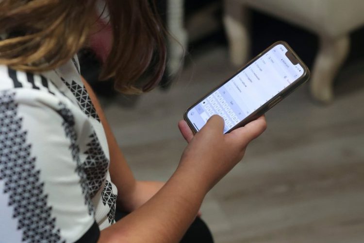 Francia exige desde este sábado pruebas de mayoría de edad para acceder a sitios pornográficos