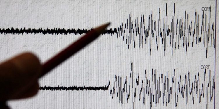 Sismo de magnitud 6 sacude Japón