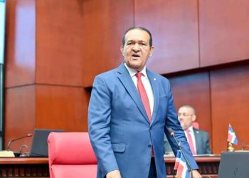 Antonio Marte advierte que aumento en peajes provocaría un alza en precios de los pasajes