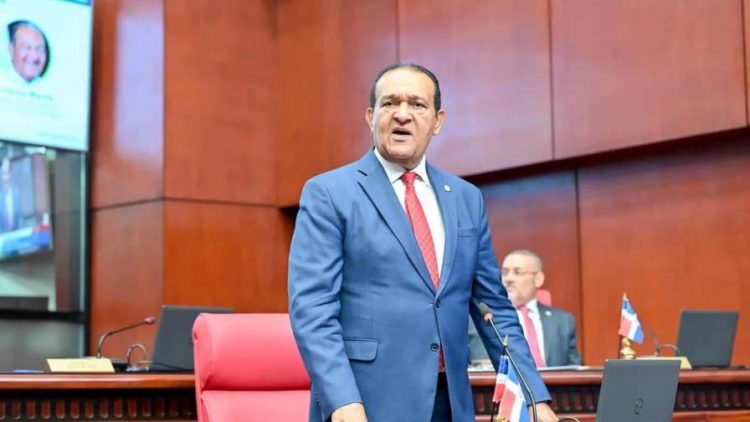 Antonio Marte advierte que aumento en peajes provocaría un alza en precios de los pasajes