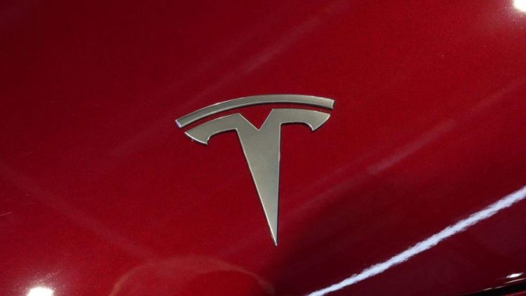 Tesla reporta caída del 1.1% en ventas en 2024