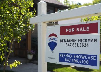 Ventas de viviendas en EEUU alcanza nivel más bajo en casi 30 años